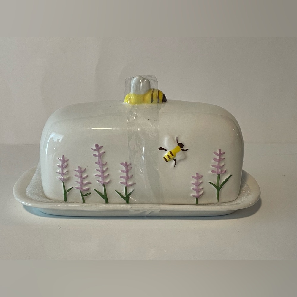 Bee Cover Ceramic Butter Dish New